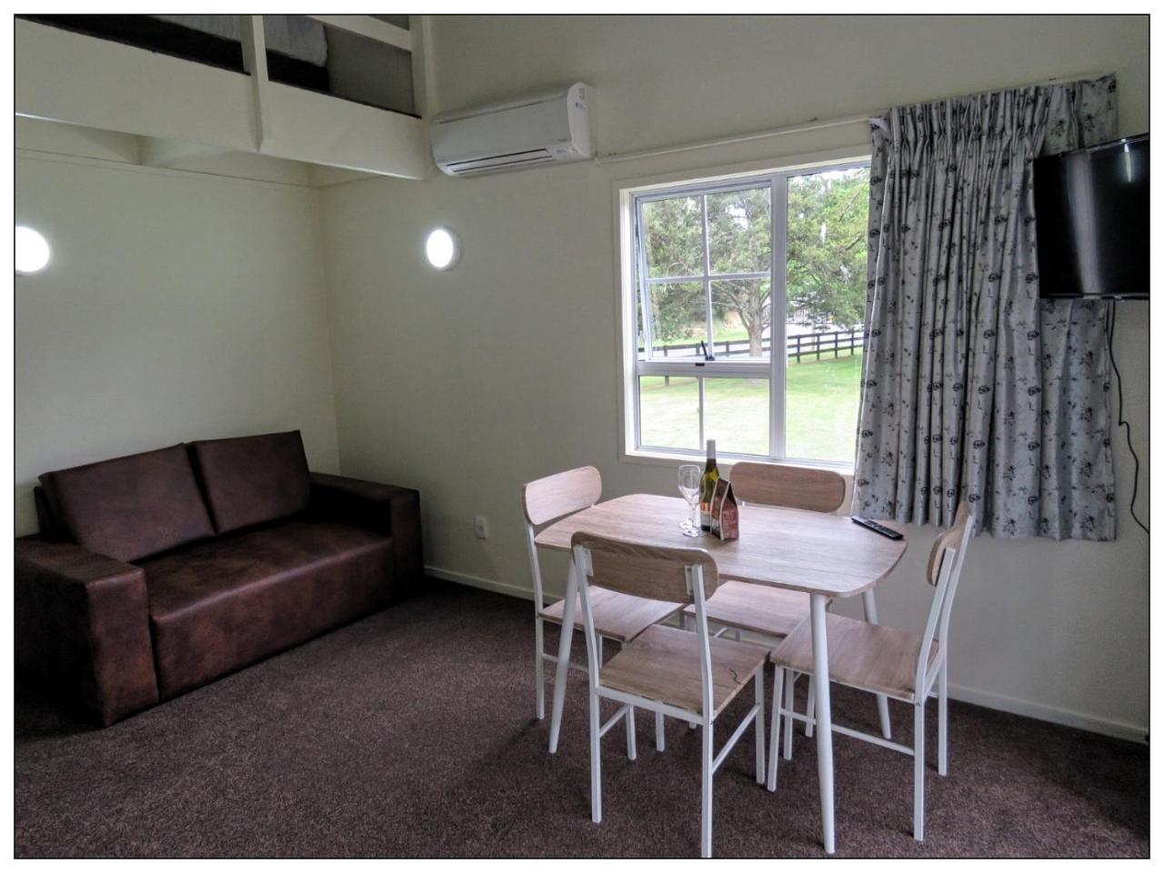 Grandeur Thermal Spa Resort Taupo Exterior photo